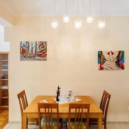 Athens Strawberry Hideaway - City Chic Retreat Exterior foto